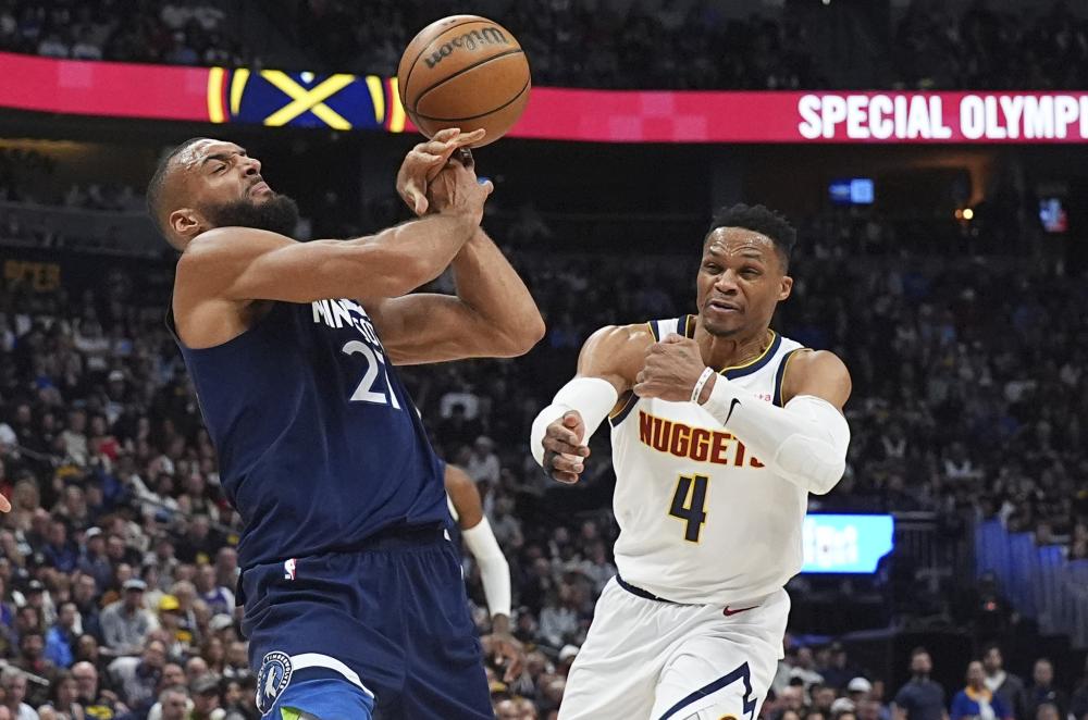 压制詹姆斯 压制詹姆斯