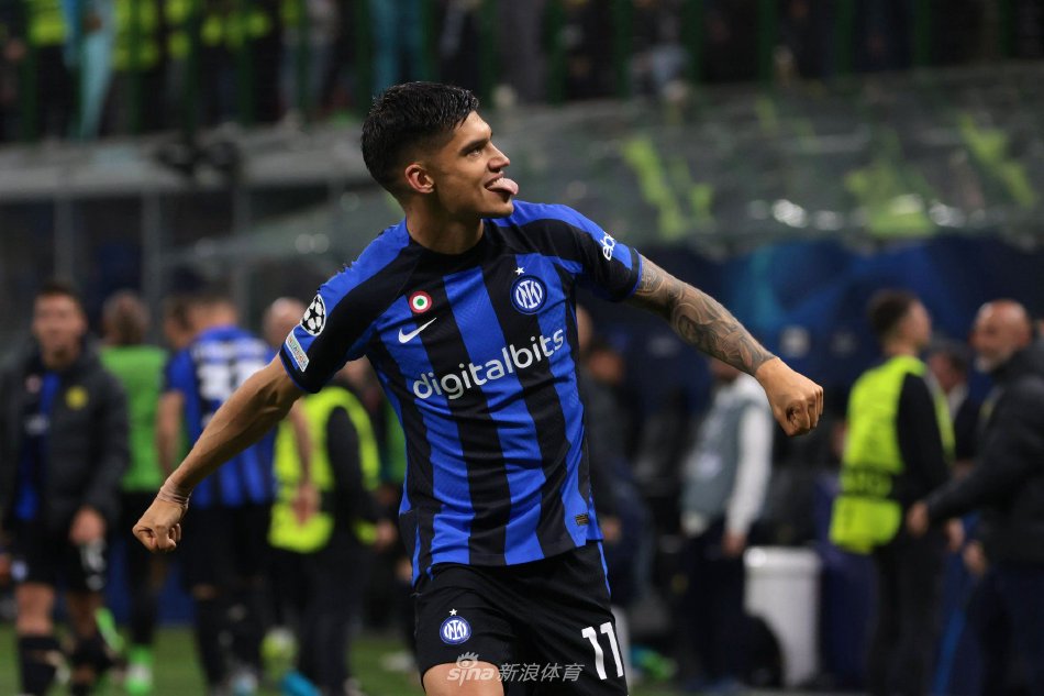 递出的不仅 递出的不仅