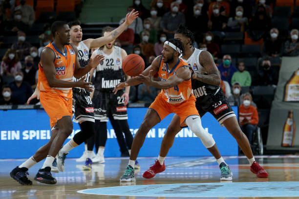 以及1座欧 以及1座欧