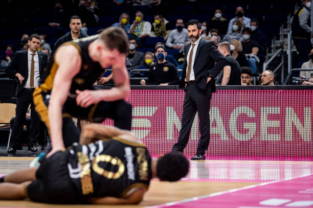 关键对决的 关键对决的