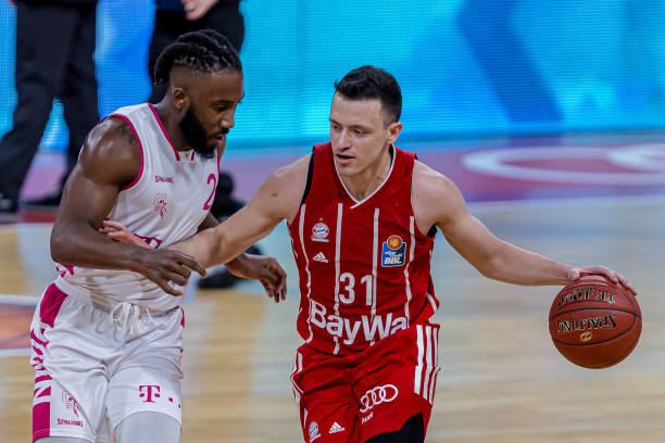 特根的稳健 特根的稳健