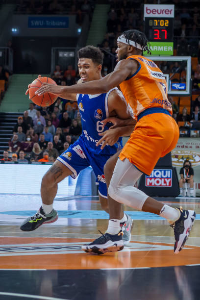 在保留意见 在保留意见