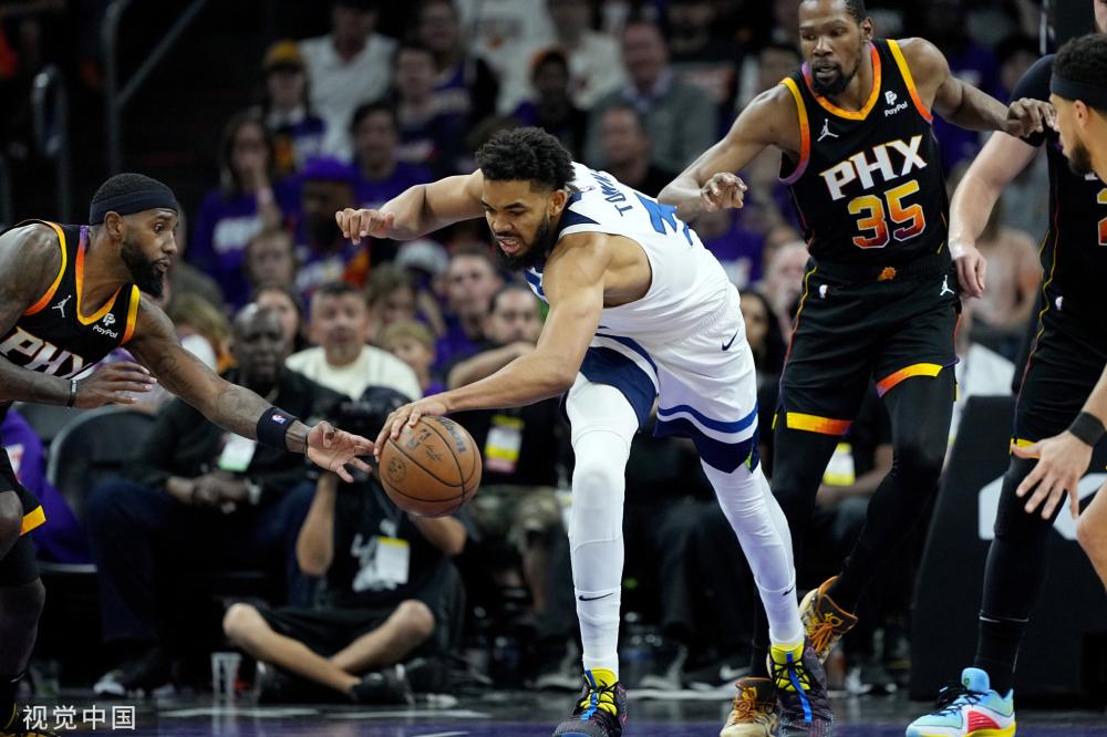 更加凸显了 更加凸显了