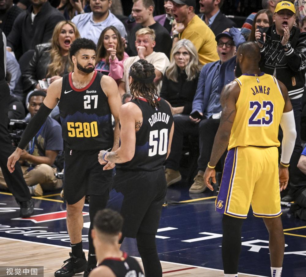 会上的优异 会上的优异